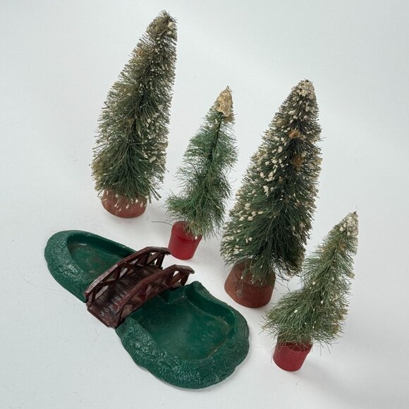 Vintage 4 Bottle Brush Christmas Trees Plasticville Bridge Craft Project Decor - Picture 7 of 7